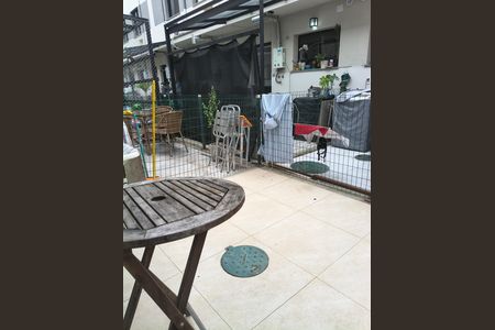 Casa de condomínio para alugar com 74m², 2 quartos e 1 vaga Casa de condomínio para alugar com 74m², 2 quartos e 1 vagaÁrea externa
