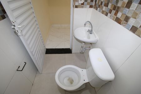 Casa para alugar com 45m², 1 quarto e sem vagaBanheiro