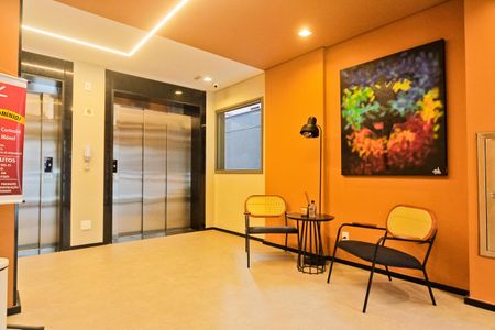 Apartamento à venda com 48m², 1 quarto e 1 vaga Apartamento à venda com 48m², 1 quarto e 1 vagaHall