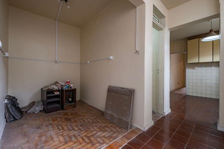 Apartamento à venda com 186m², 3 quartos e 1 vaga Apartamento à venda com 186m², 3 quartos e 1 vagaÁrea de Serviço