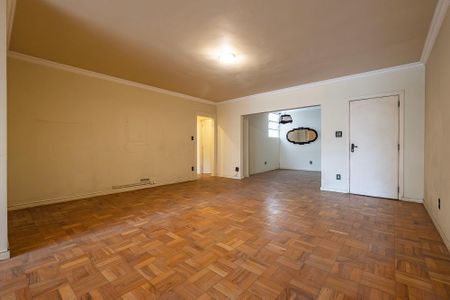 Apartamento à venda com 186m², 3 quartos e 1 vaga Apartamento à venda com 186m², 3 quartos e 1 vagaSala