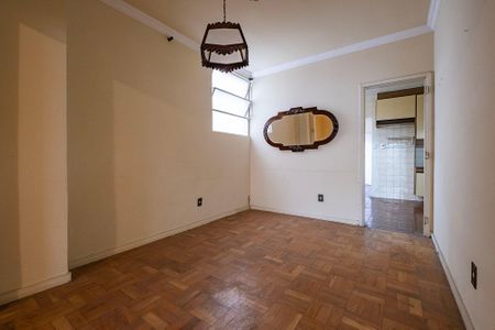 Apartamento à venda com 186m², 3 quartos e 1 vaga Apartamento à venda com 186m², 3 quartos e 1 vagaSala