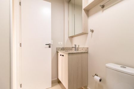 Apartamento para alugar com 36m², 1 quarto e sem vaga Apartamento para alugar com 36m², 1 quarto e sem vagaBanheiro