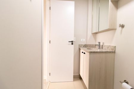 Apartamento para alugar com 36m², 1 quarto e sem vaga Apartamento para alugar com 36m², 1 quarto e sem vagaBanheiro
