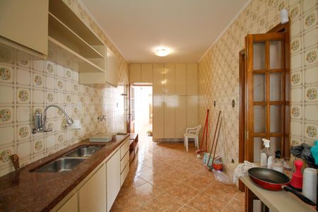 Apartamento para alugar com 138m², 3 quartos e 1 vaga Apartamento para alugar com 138m², 3 quartos e 1 vagaCozinha