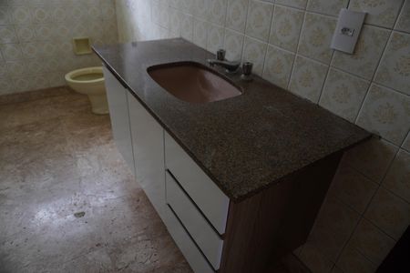Casa para alugar com 200m², 3 quartos e 4 vagasBanheiro da Suíte