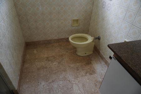 Casa para alugar com 200m², 3 quartos e 4 vagasBanheiro da Suíte