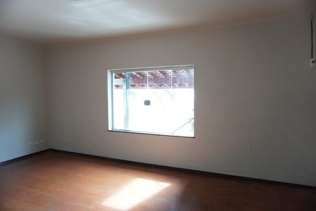 Casa para alugar com 200m², 3 quartos e 4 vagasSala