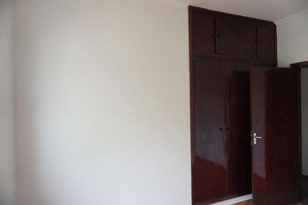 Casa para alugar com 200m², 3 quartos e 4 vagasQuarto 2