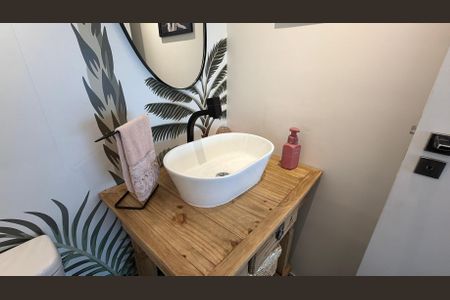 Apartamento à venda com 83m², 2 quartos e 1 vaga Apartamento à venda com 83m², 2 quartos e 1 vagaLavabo