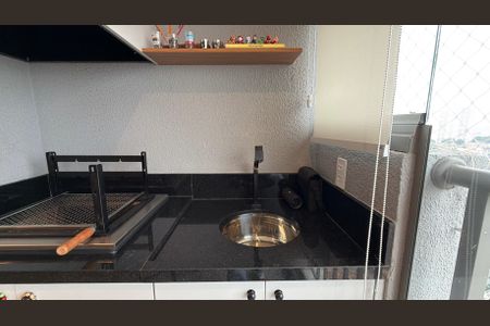Apartamento à venda com 83m², 2 quartos e 1 vaga Apartamento à venda com 83m², 2 quartos e 1 vagaSala/Sacada