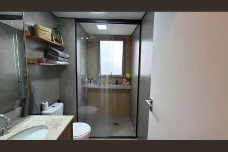 Apartamento à venda com 83m², 2 quartos e 1 vaga Apartamento à venda com 83m², 2 quartos e 1 vagaBanheiro da Suíte 1