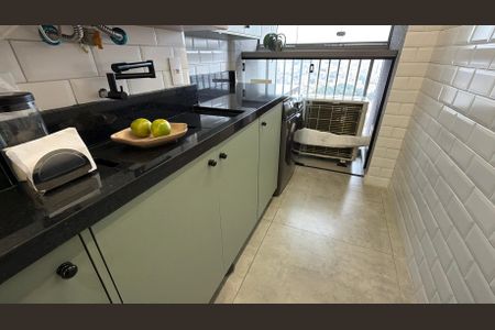Apartamento à venda com 83m², 2 quartos e 1 vaga Apartamento à venda com 83m², 2 quartos e 1 vagaÁrea de Serviço