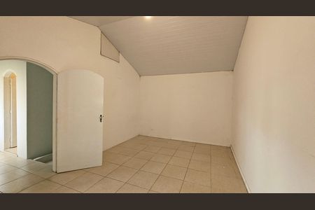 Casa à venda com 120m², 4 quartos e 2 vagas