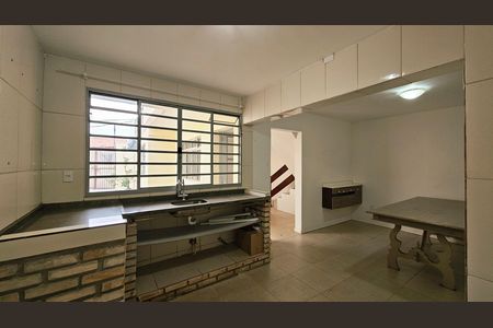 Casa à venda com 120m², 4 quartos e 2 vagas