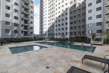 Apartamento para alugar com 38m², 2 quartos e sem vagaÁrea Comum - Piscina 