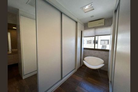 Apartamento à venda com 140m², 3 quartos e 2 vagas