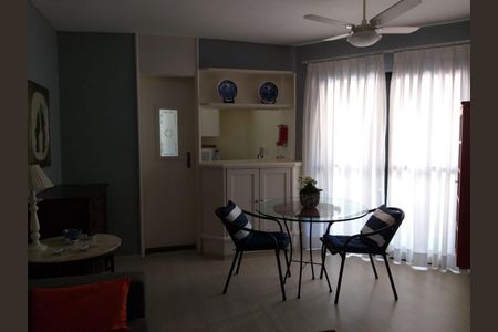 Apartamento à venda com 60m², 2 quartos e 2 vagas Apartamento à venda com 60m², 2 quartos e 2 vagasSala de Jantar