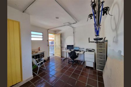 Casa à venda com 2 quartos, 177m² em Vila Anhanguera, São Paulo