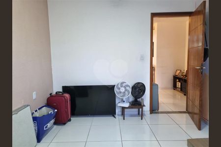 Casa à venda com 2 quartos, 177m² em Vila Anhanguera, São Paulo