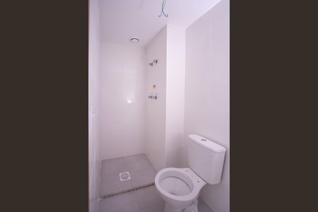 Apartamento para alugar com 50m², 2 quartos e 1 vaga Apartamento para alugar com 50m², 2 quartos e 1 vagaBanheiro da Suíte