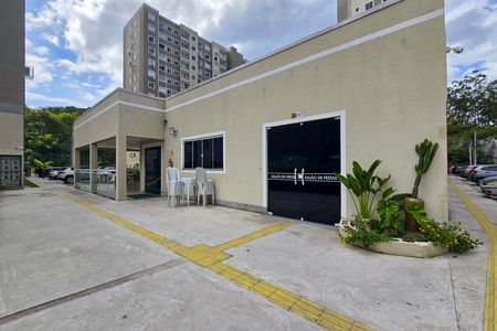 Apartamento para alugar com 50m², 2 quartos e 1 vaga Apartamento para alugar com 50m², 2 quartos e 1 vagaÁrea comum - Salão de festas