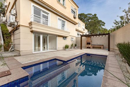 Foto 01 de casa à venda com 6 quartos, 568m² em Vila Sonia, São Paulo