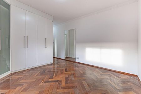 Foto 21 de casa à venda com 6 quartos, 568m² em Vila Sonia, São Paulo