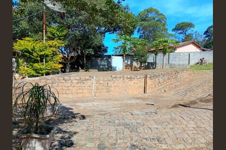 Casa à venda com 3000m², 3 quartos e 2 vagas Casa à venda com 3000m², 3 quartos e 2 vagasÁrea externa