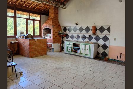 Casa à venda com 3000m², 3 quartos e 2 vagas Casa à venda com 3000m², 3 quartos e 2 vagasÁrea externa