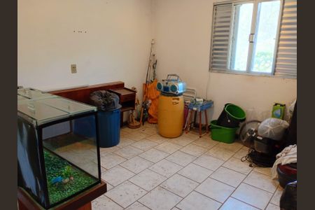 Quarto de casa à venda com 3 quartos, 3000m² em Vila Sao Jose, Várzea Paulista