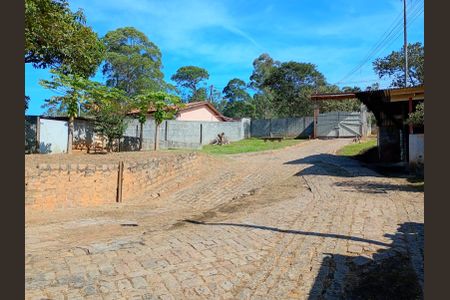 Casa à venda com 3000m², 3 quartos e 2 vagas Casa à venda com 3000m², 3 quartos e 2 vagasÁrea externa