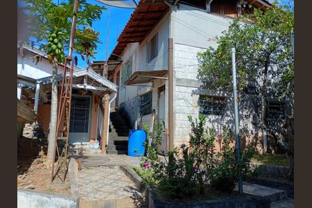 Casa à venda com 3000m², 3 quartos e 2 vagas Casa à venda com 3000m², 3 quartos e 2 vagasÁrea externa