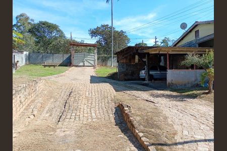 Casa à venda com 3000m², 3 quartos e 2 vagas Casa à venda com 3000m², 3 quartos e 2 vagasÁrea externa