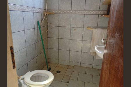 Casa à venda com 3000m², 3 quartos e 2 vagas Casa à venda com 3000m², 3 quartos e 2 vagasBanheiro