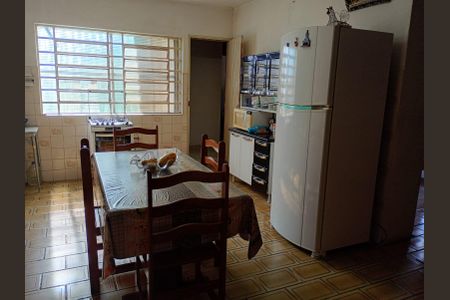 Casa à venda com 3000m², 3 quartos e 2 vagas Casa à venda com 3000m², 3 quartos e 2 vagasCozinha
