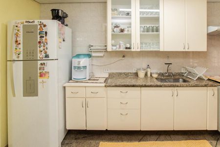Casa de condomínio para alugar com 118m², 3 quartos e 2 vagas Casa de condomínio para alugar com 118m², 3 quartos e 2 vagasCozinha
