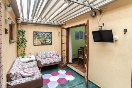 Casa de condomínio para alugar com 118m², 3 quartos e 2 vagas Casa de condomínio para alugar com 118m², 3 quartos e 2 vagasQuintal