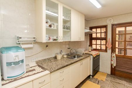 Casa de condomínio para alugar com 118m², 3 quartos e 2 vagas Casa de condomínio para alugar com 118m², 3 quartos e 2 vagasCozinha