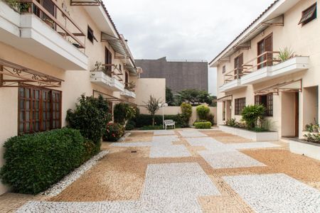 Casa de condomínio para alugar com 118m², 3 quartos e 2 vagas Casa de condomínio para alugar com 118m², 3 quartos e 2 vagasÁrea comum