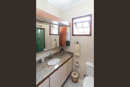 Casa de condomínio para alugar com 118m², 3 quartos e 2 vagas Casa de condomínio para alugar com 118m², 3 quartos e 2 vagasBanheiro da Suíte