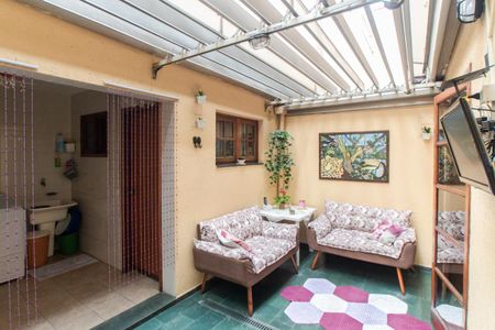 Casa de condomínio para alugar com 118m², 3 quartos e 2 vagas Casa de condomínio para alugar com 118m², 3 quartos e 2 vagasQuintal