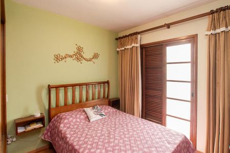 Casa de condomínio para alugar com 118m², 3 quartos e 2 vagas Casa de condomínio para alugar com 118m², 3 quartos e 2 vagasSuíte