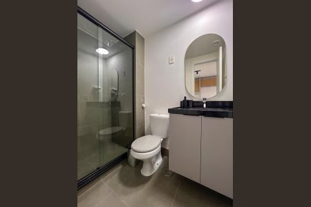 Banheiro  de apartamento para alugar com 1 quarto, 29m² em Boa Vista, Porto Alegre