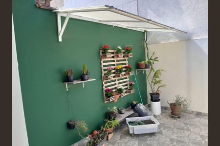 Foto 02 de casa à venda com 3 quartos, 80m² em Vila Constança, São Paulo