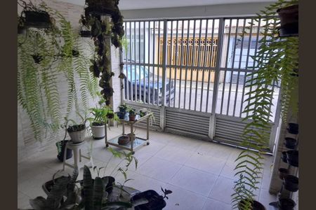 Casa à venda com 80m², 3 quartos e 2 vagasFoto 01