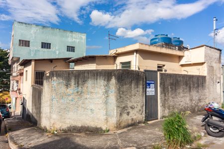 Casa para alugar com 30m², 1 quarto e sem vagaFachada