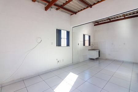 Casa para alugar com 30m², 1 quarto e sem vagaComodo 