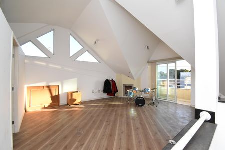 Casa à venda com 360m², 3 quartos e 3 vagasÁtico
