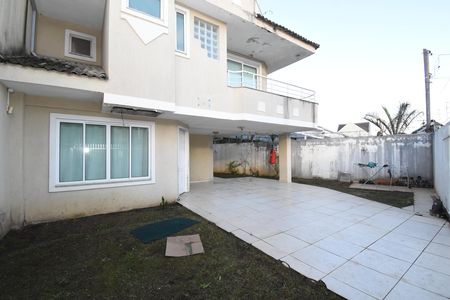 Casa à venda com 360m², 3 quartos e 3 vagasÁrea externa
